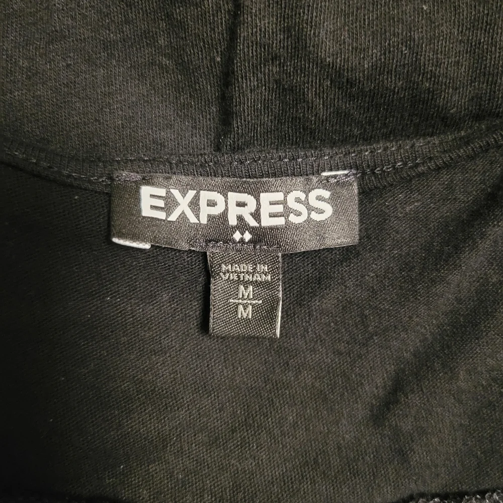 Express top - Picture 2 of 2